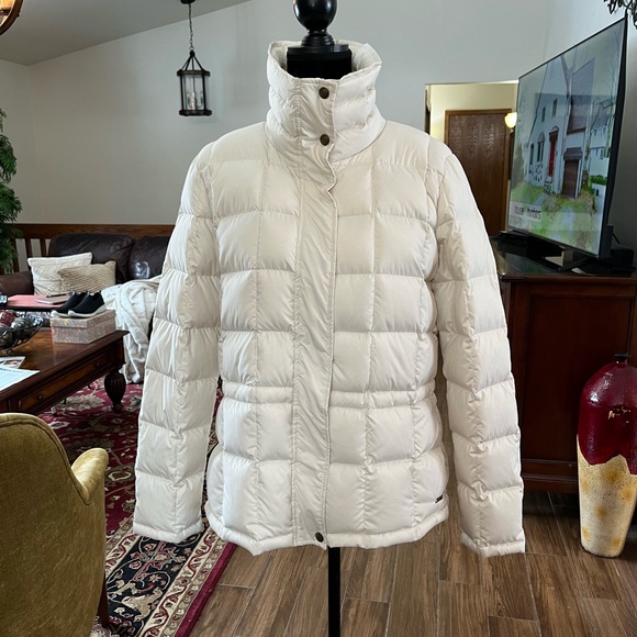 Ralph Lauren Cream Puffer Jacket - Picture 2 of 6
